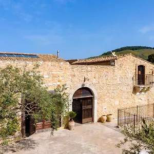 Masseria Fortificata Lo Zafferaneto Hotel Buccheri